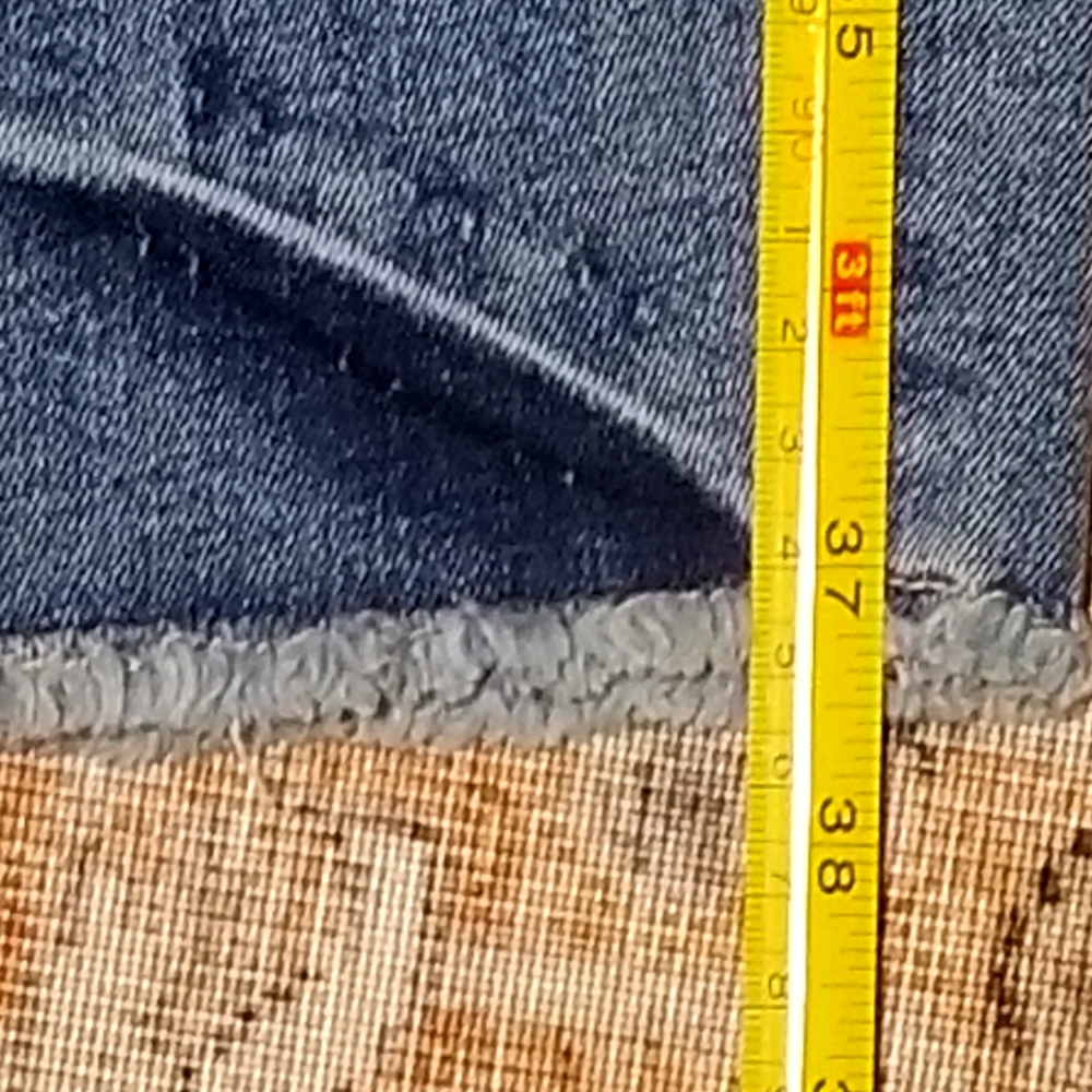 Good American *Good Legs* Frayed Waist  Distressed Skinny Jeans. Size: 2/26. - Picture 9 of 16